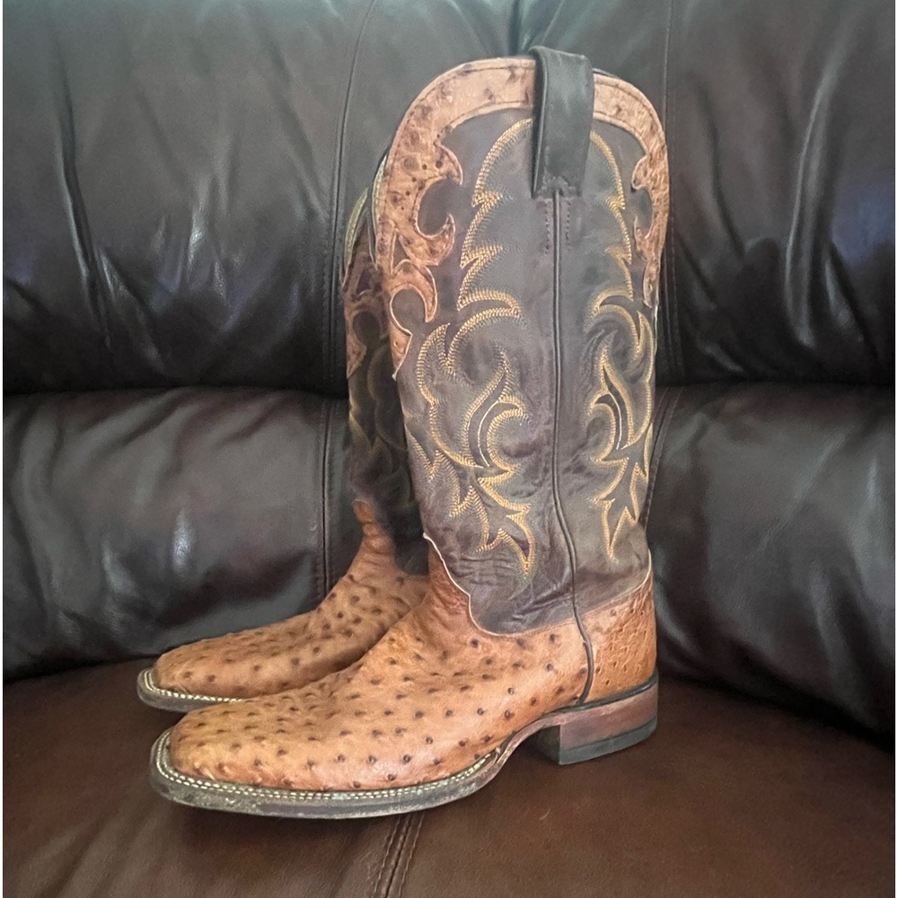 Justin boots size 9 real ostrich. In great shape